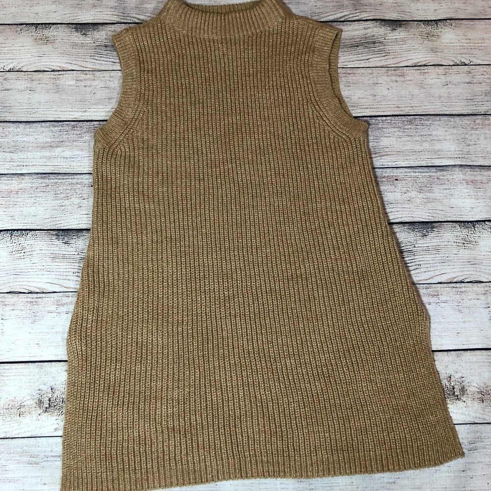 Chico's Sleeveless Mock Neck Top Size 1 - Picture 4 of 7